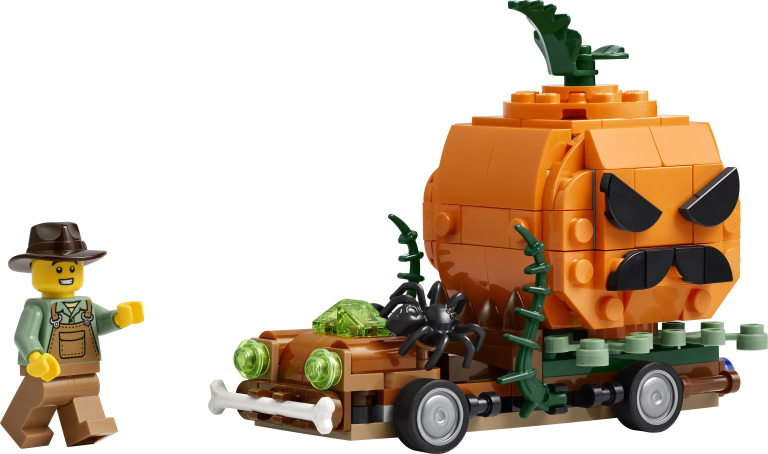 Pickup mit Halloweenkürbis