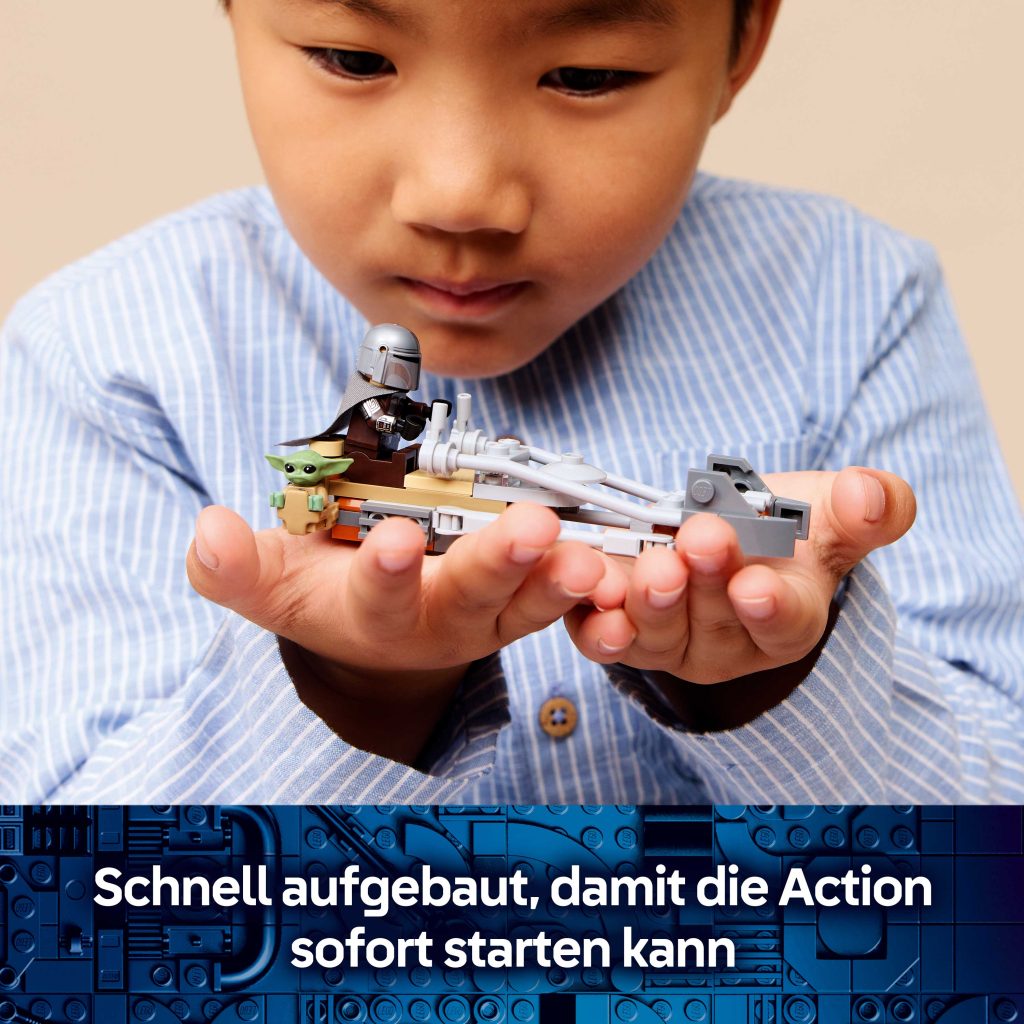 Produktabbildung Der Mandalorianer und Grogu auf ihrem Speeder Bike™
