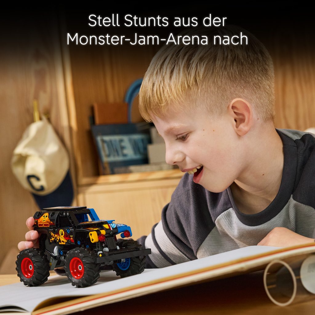 Produktabbildung Monster Jam™ Grave Digger™ Feuer und Eis
